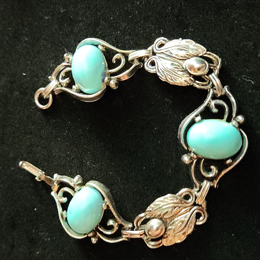 Silver Bracelet with Turquoise Color  Accents